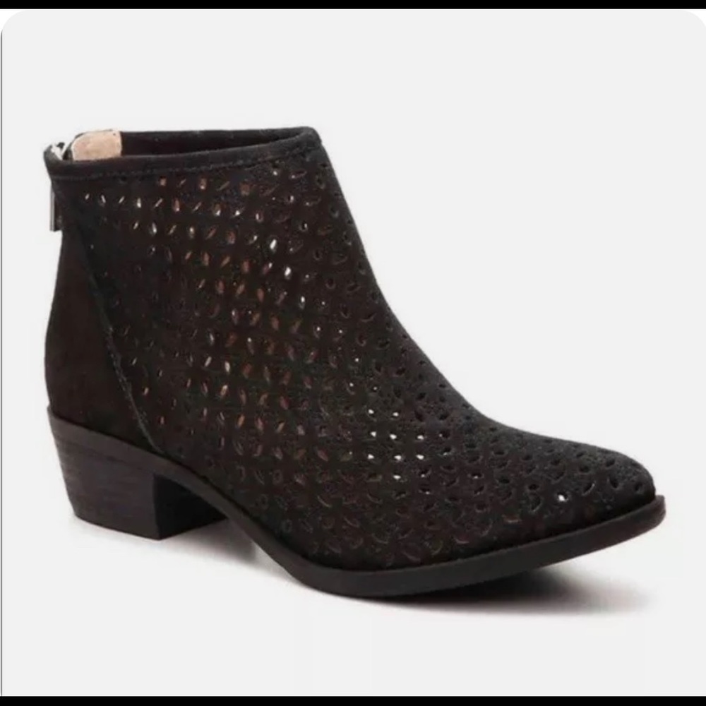 Lucky brand Bergyn suede boots 6 - Picture 1 of 6